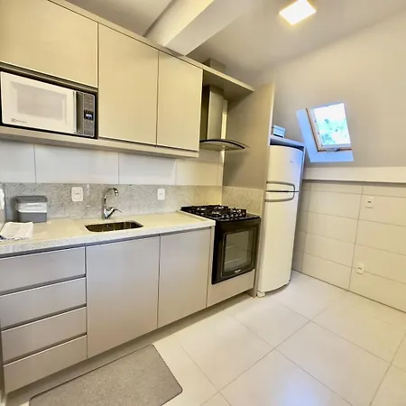 Apartamento Novo Na Melhor Localizacao De Gramado! Exterior photo