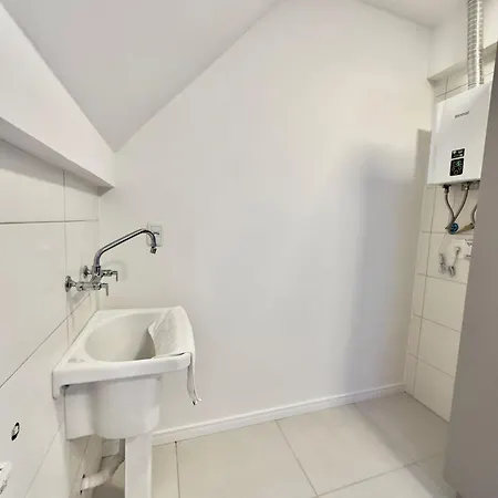 Apartamento Novo Na Melhor Localizacao De Gramado! Exterior photo